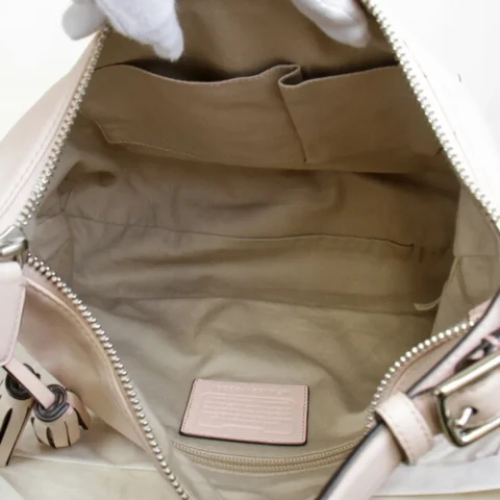 Coach Pre-owned Fabric shoulder-bags Pink Dames