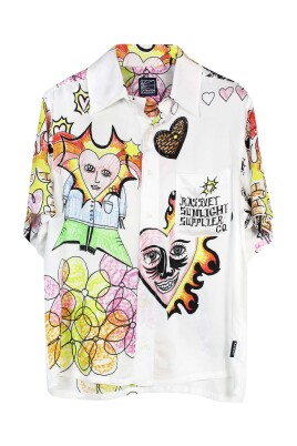 white-short-sleeve-graphic-print-shirt
