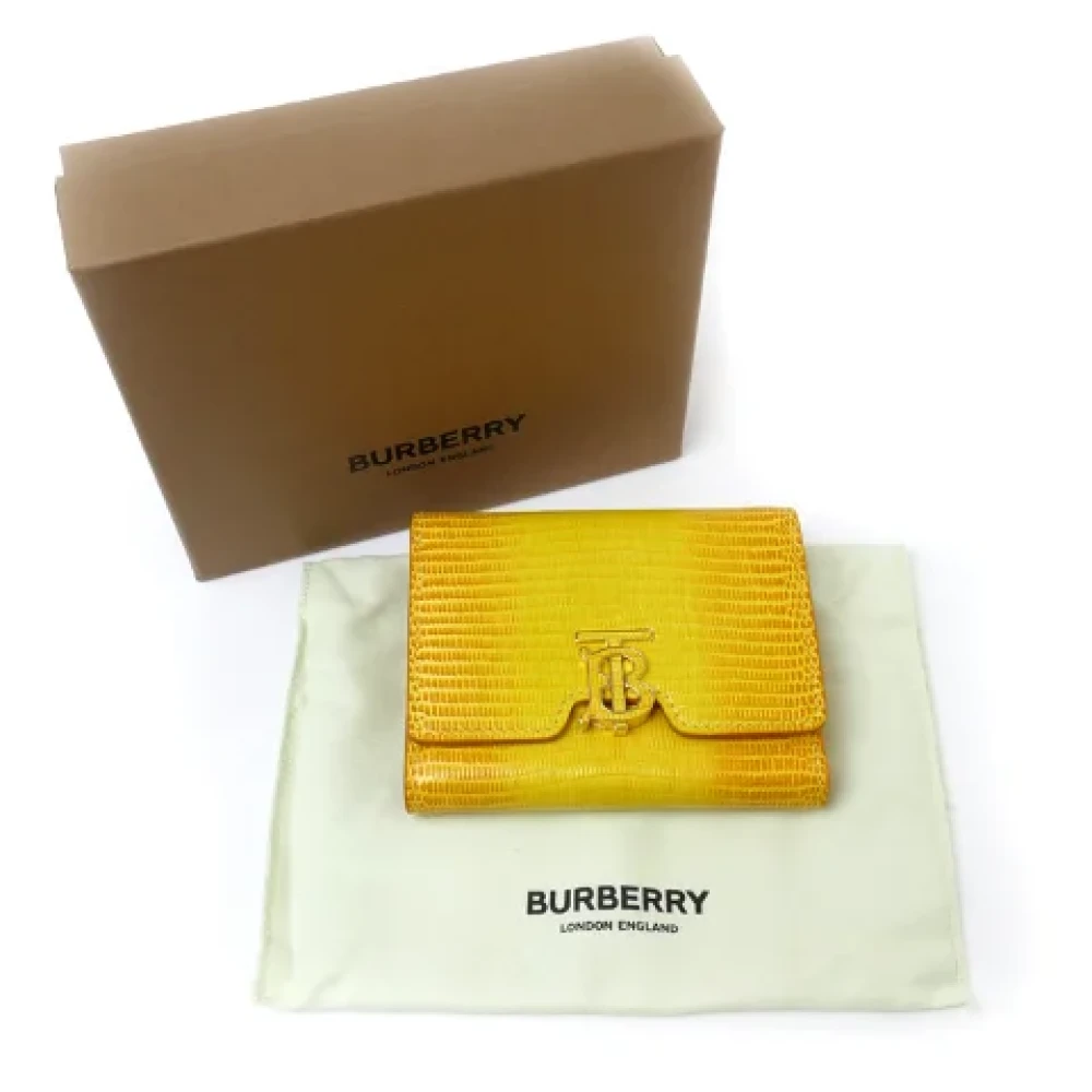 Burberry Vintage Pre-owned Canvas wallets Yellow Dames