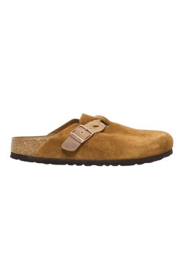 chaussures-plates-en-daim-taupe-modele-boston
