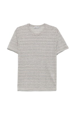 brown-crew-neck-t-shirt