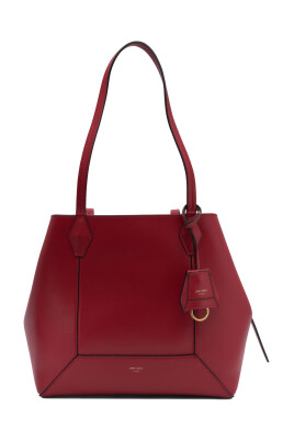 sac-a-bandouliere-en-cuir-rouge-style-elegant