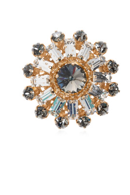 brooch-with-floral-motif