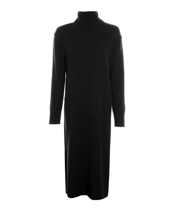 robe-en-tricot-a-col-roule-avec-fentes