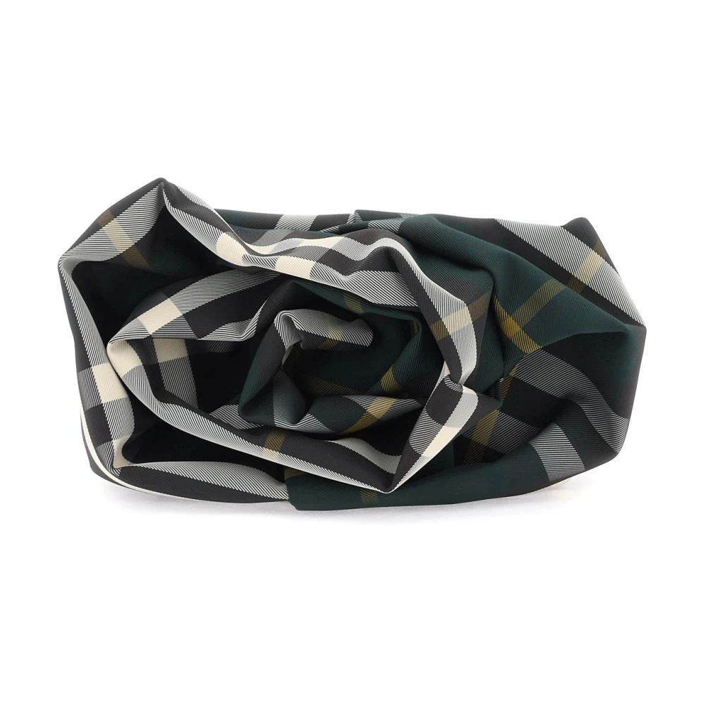 Burberry Gerimpelde Rozen Nylon Clutch Tas Green Dames