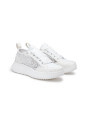 baskets-blanches-florales-en-mesh