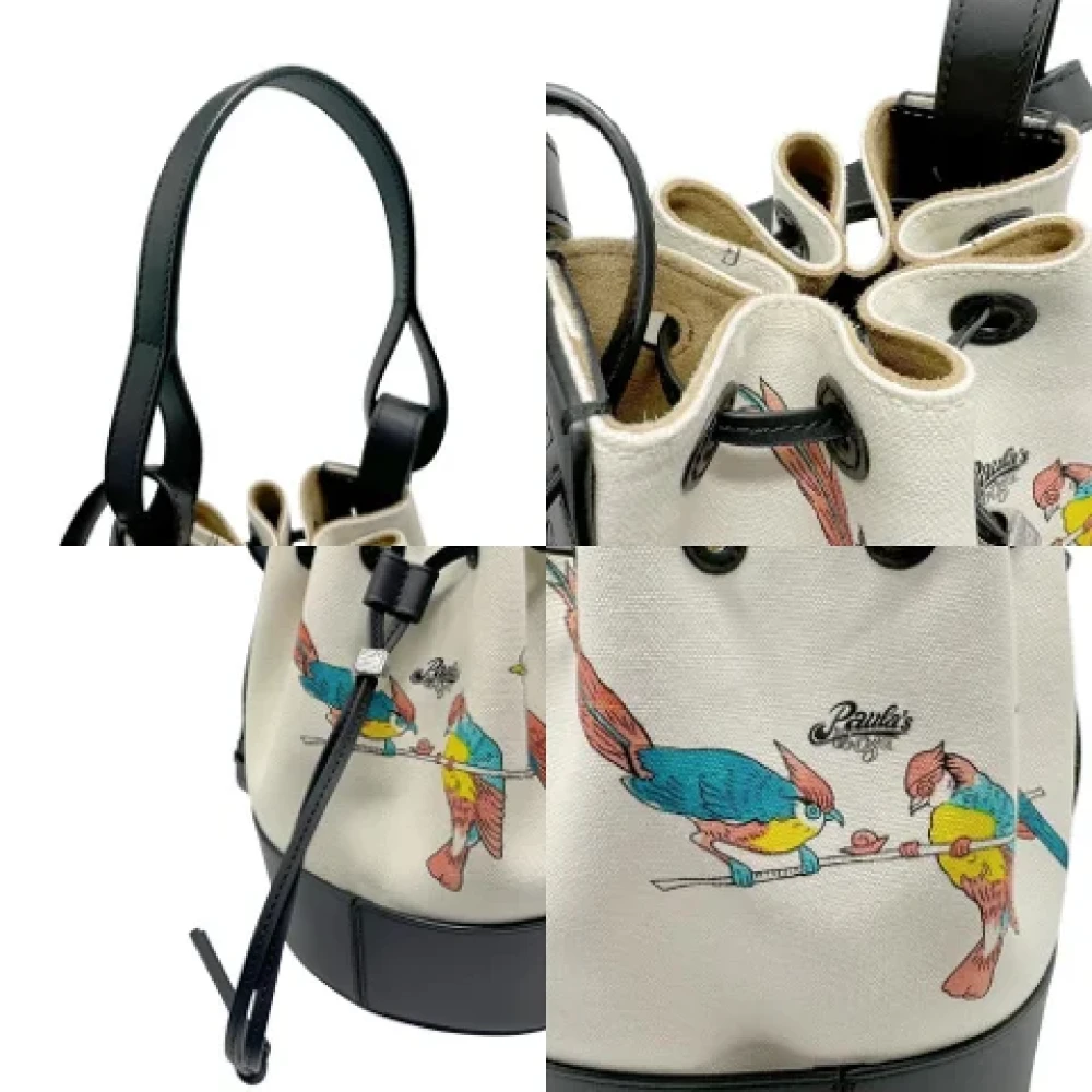 Loewe Pre-owned Canvas handbags White Dames