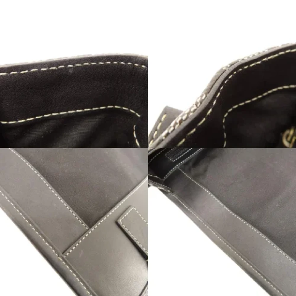 Coach Pre-owned Plastic shoulder-bags Black Dames