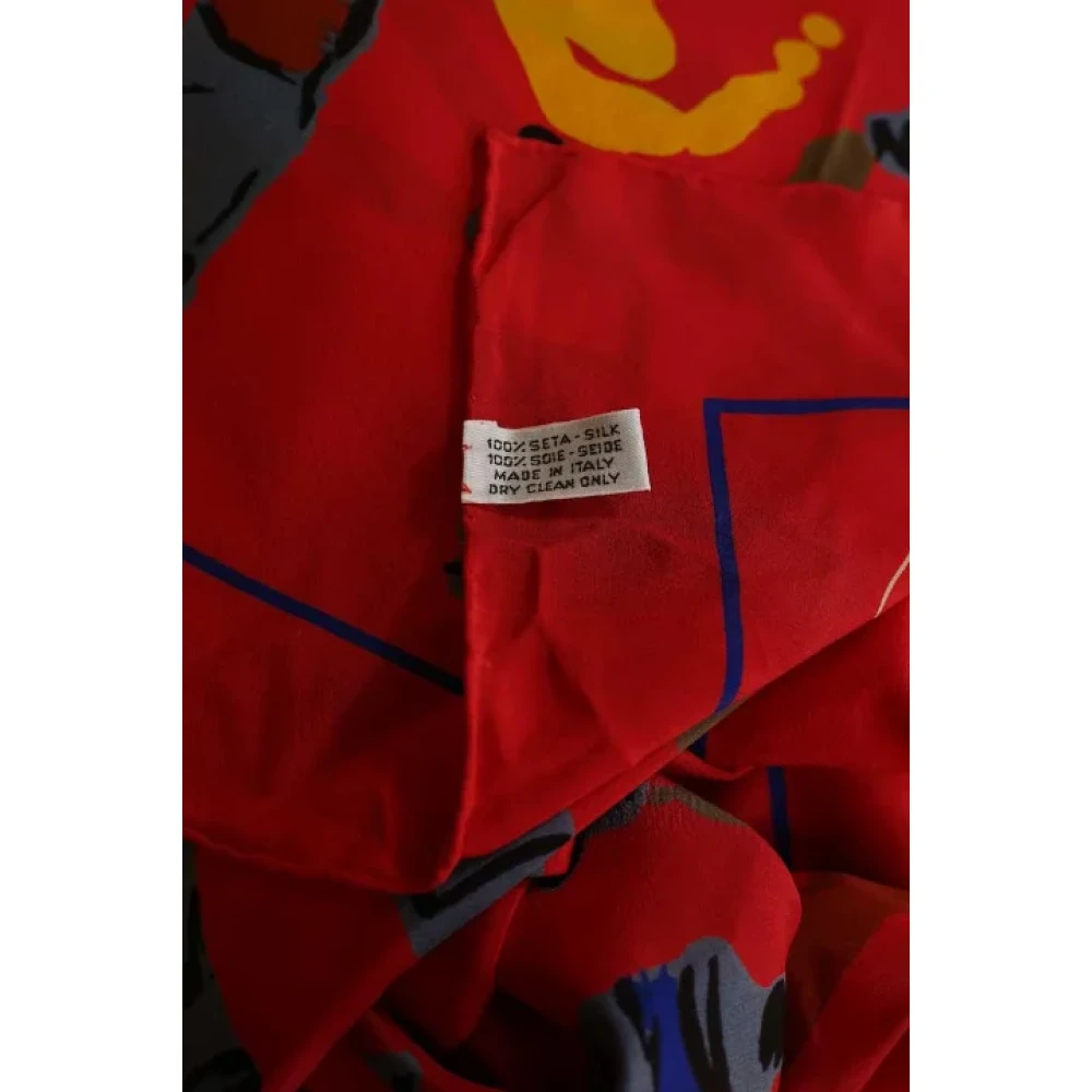 Louis Vuitton Vintage Pre-owned Silk scarves Red Dames