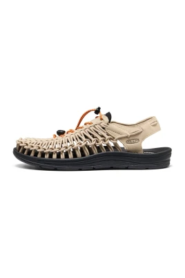 UNEEK Sneaker