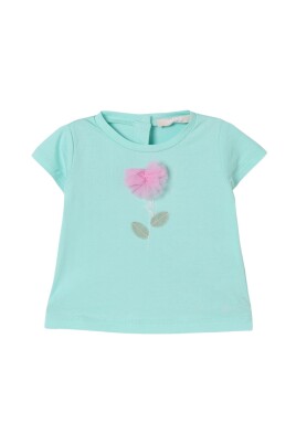 flower-applique-t-shirt