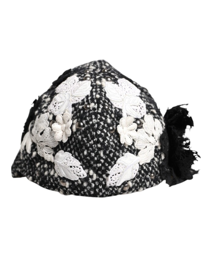 chapeau-cloche-noir-blanc-floral