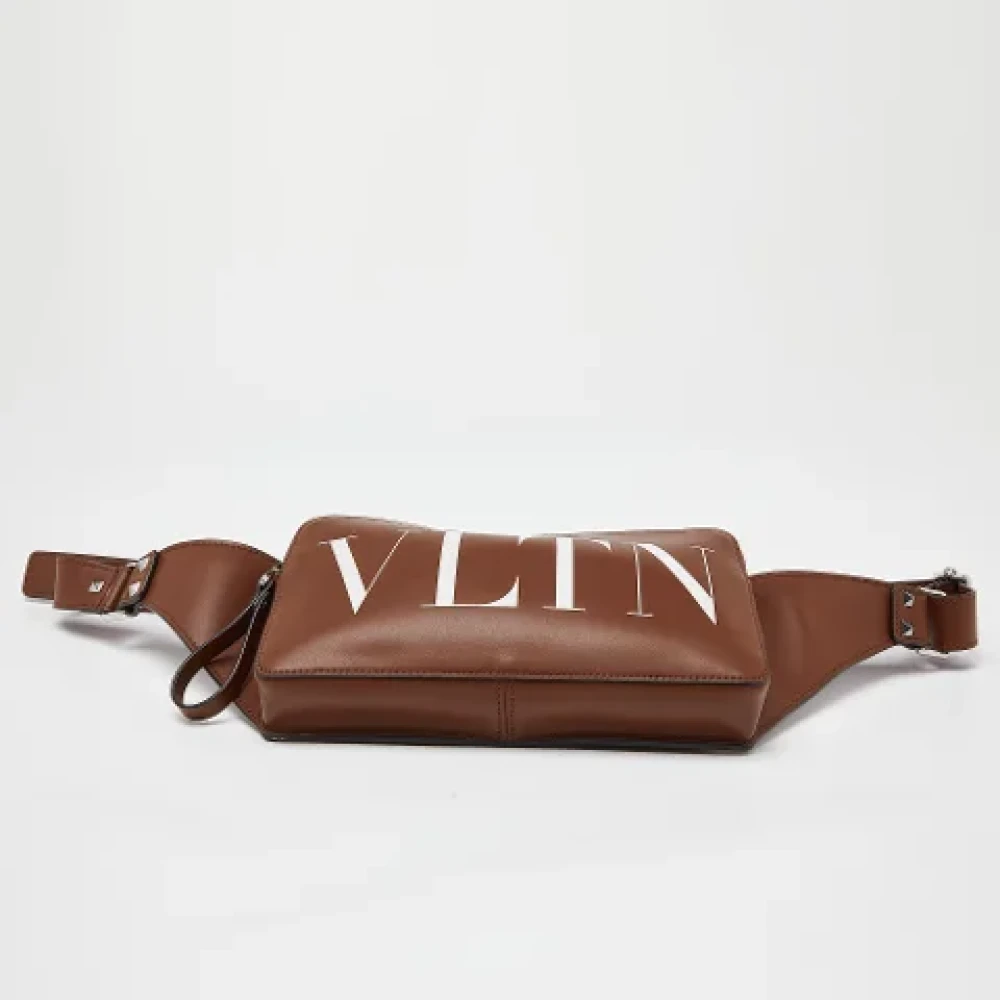 Valentino Vintage Pre-owned Leather crossbody-bags Brown Dames