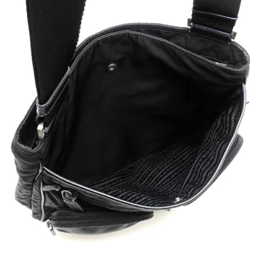 Prada Vintage Pre-owned Nylon crossbody-bags Black Dames