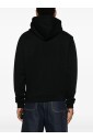 sweat-a-capuche-noir-pour-un-look-elegant