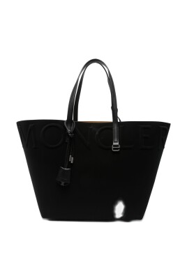 sacs-noirs-pour-un-look-elegant
