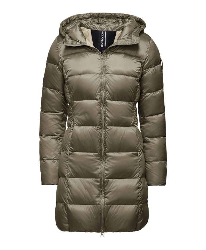 doudoune-en-nylon-brillant-avec-coupe-ajustee