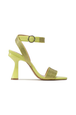 stylish-array-large-shoes