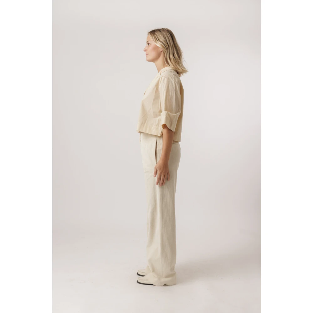 Ottod'Ame Geknipte Blouse met V-Hals en Verborgen Knopen Yellow Dames