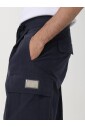 pantalon-cargo-elegant-avec-poches-multiples