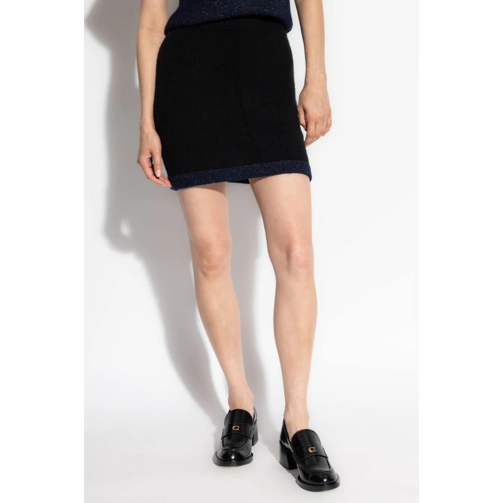 Lisa Yang Li Rok Black Dames
