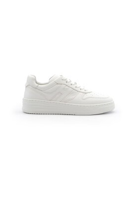 sneakers-blanches-en-cuir-avec-mousse-a-memoire