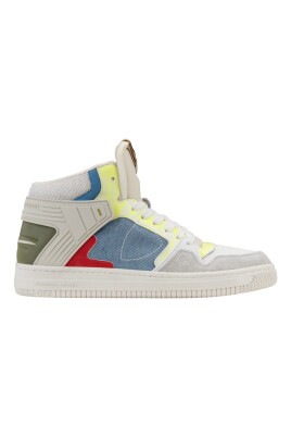 baskets-homme-a-lacets
