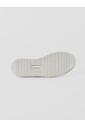 minimalist-bee-bird-sneaker