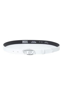 silver-oval-buckle-leather-belt