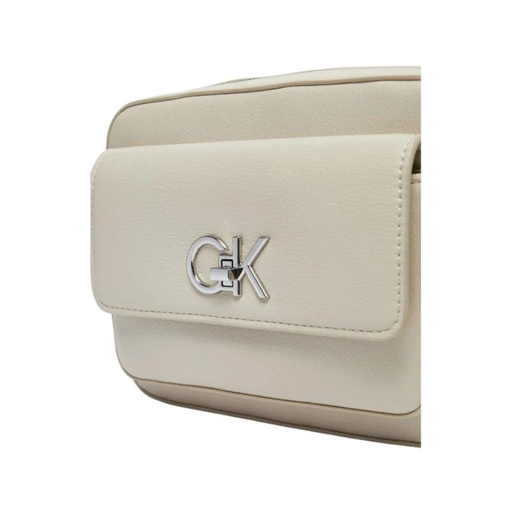 Calvin Klein Polyurethaan Flap Handtas met Verstelbare Schouderband Gray Dames
