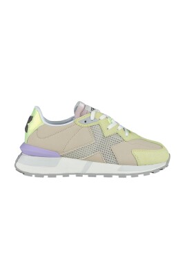 urban-fashion-sneaker