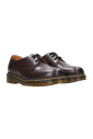 ballerines-a-lacets-en-cuir-violet