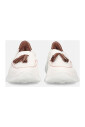 sneakers-blanches-au-style-futuriste