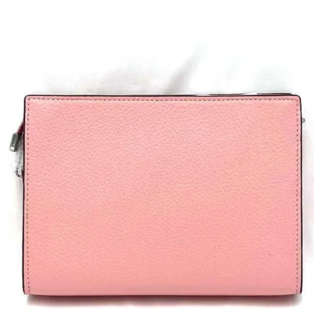 Coach Pre-owned Leather shoulder-bags Pink Dames