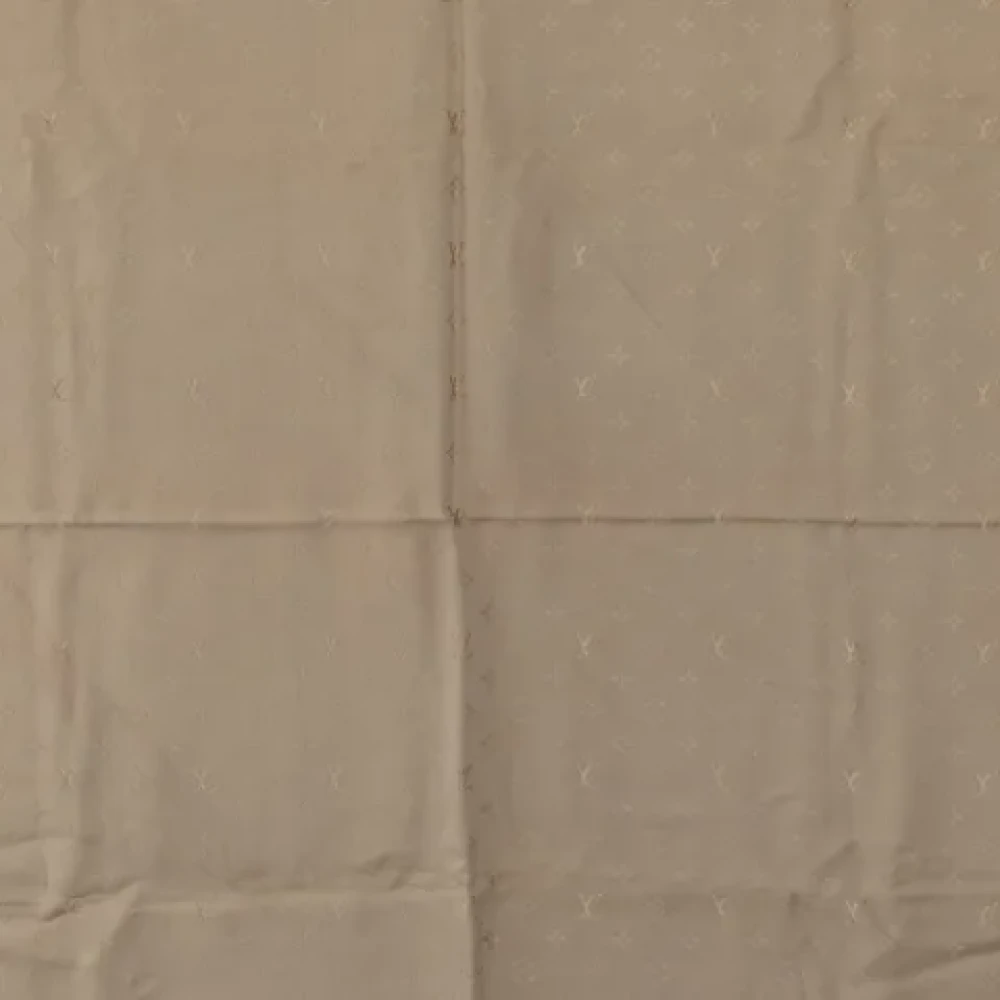 Louis Vuitton Vintage Pre-owned Silk scarves Beige Dames