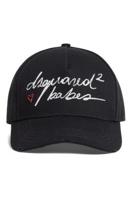 black-baseball-hat-with-hearts