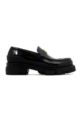 black-loafer-shoes-elegant-comfortable-stylish