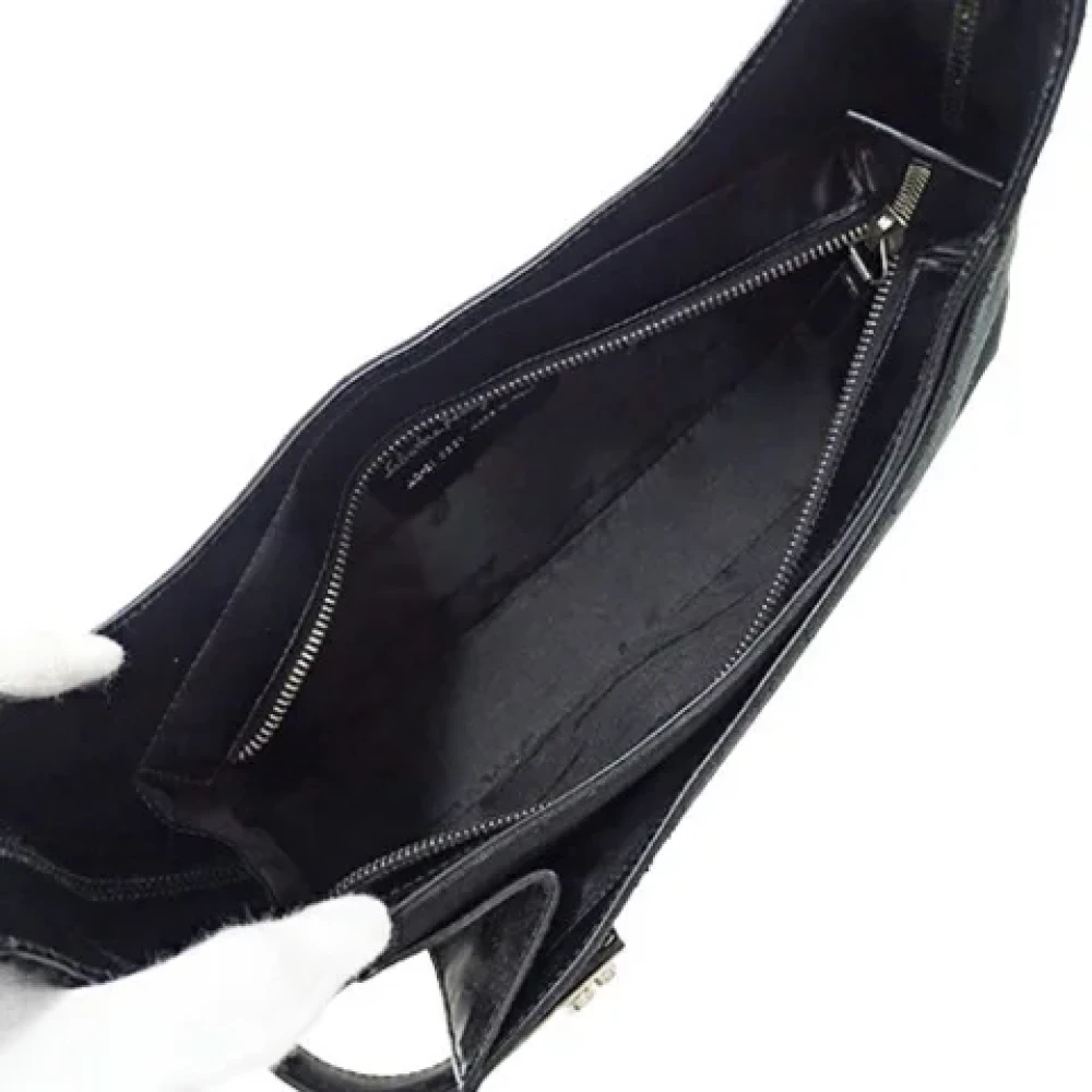 Salvatore Ferragamo Pre-owned Canvas shoulder-bags Black Dames