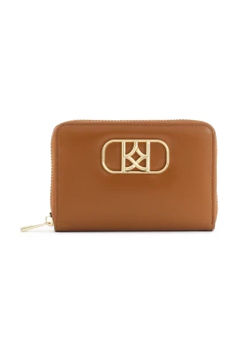 Ljusbrun plånbok med dekorativt monogram