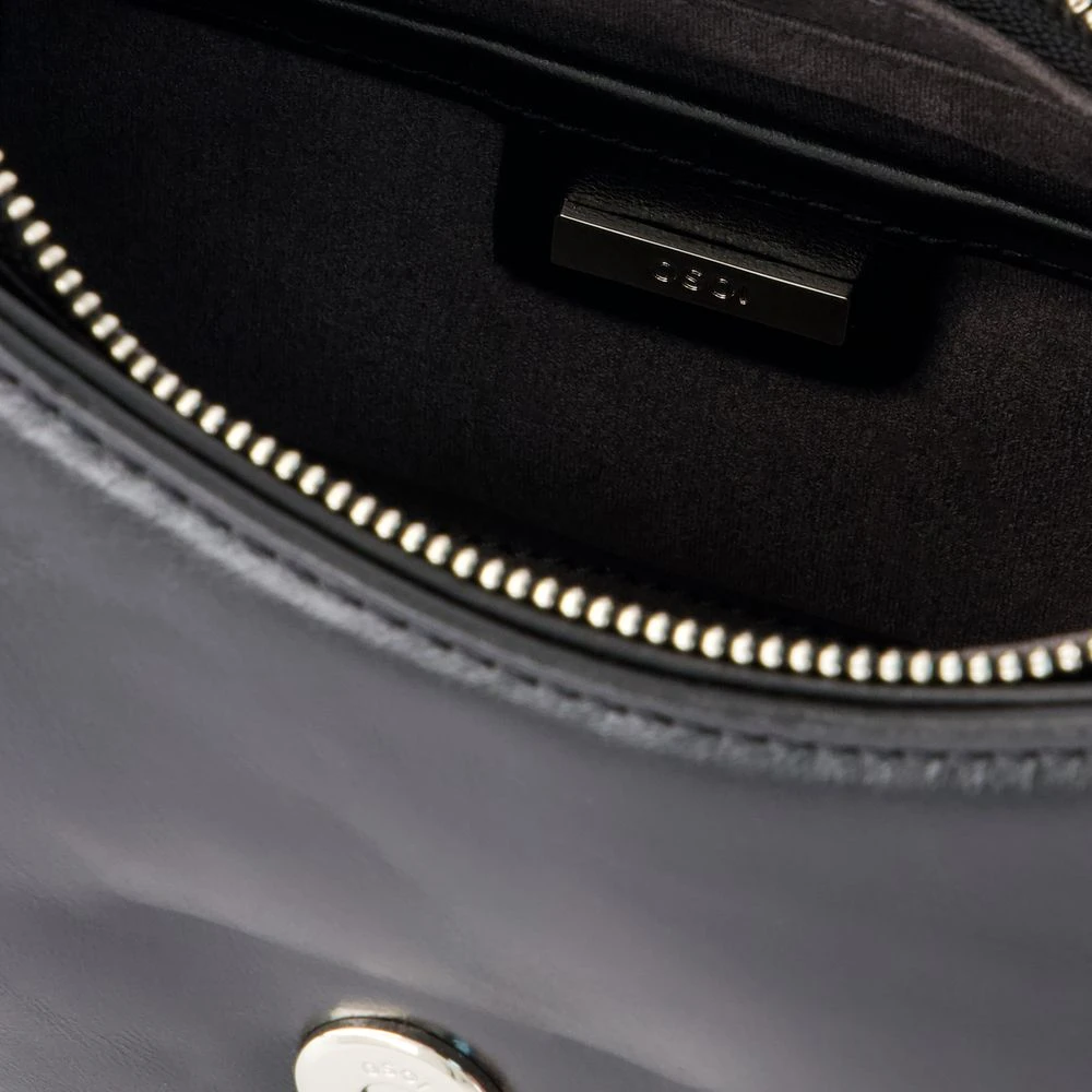 Osoi Zwarte leren schoudertas met magnetische sluiting Black Dames