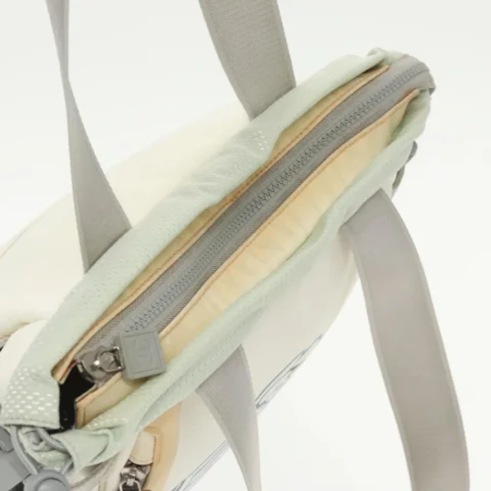 Chanel Vintage Pre-owned Nylon chanel-bags White Dames