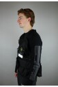 gilet-utilitaire-noir-fonctionnel-et-elegant