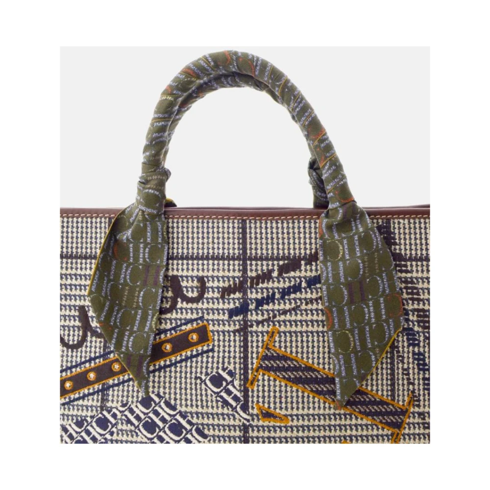 Carolina Herrera Chique Shoppingtas met CH Schild Brown Dames