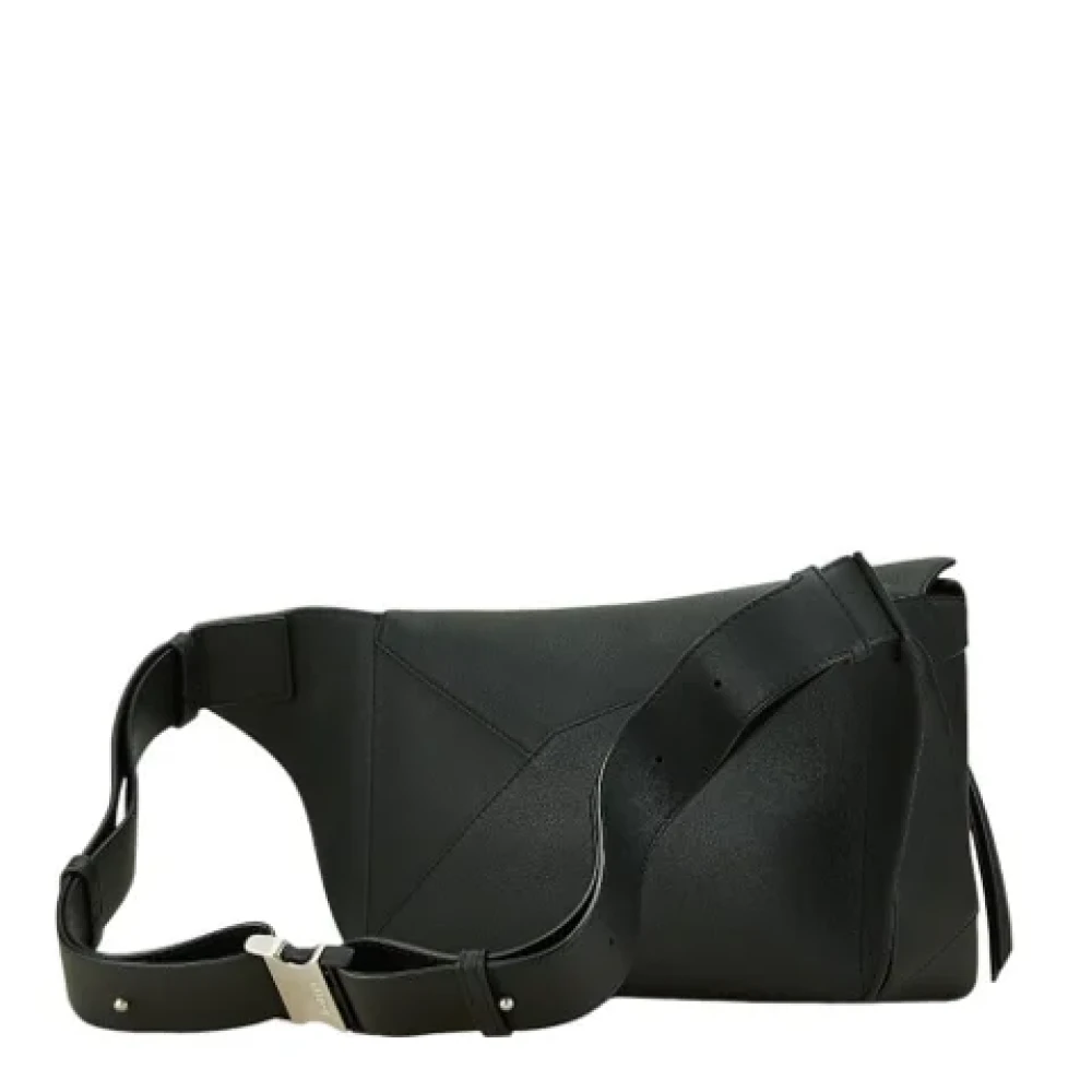 Loewe Pre-owned Leather crossbody-bags Black Dames