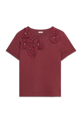 t-shirt-med-blomapplikationer