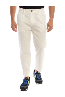 modern-tapered-chino-pants