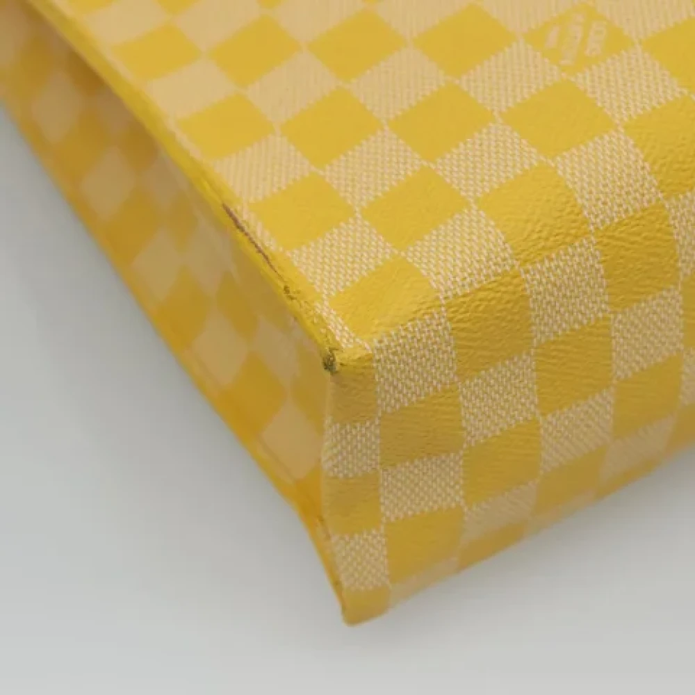 Louis Vuitton Vintage Pre-owned Canvas louis-vuitton-bags Yellow Dames