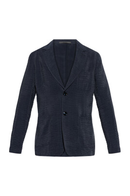 blazer-with-open-lapels