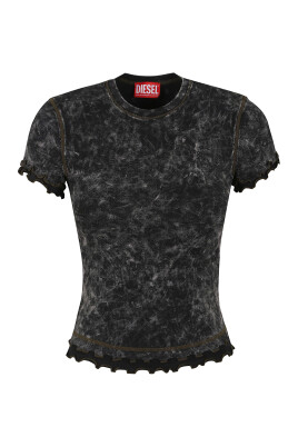 grey-t-shirt-with-abstract-print