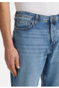 straight-leg-pants